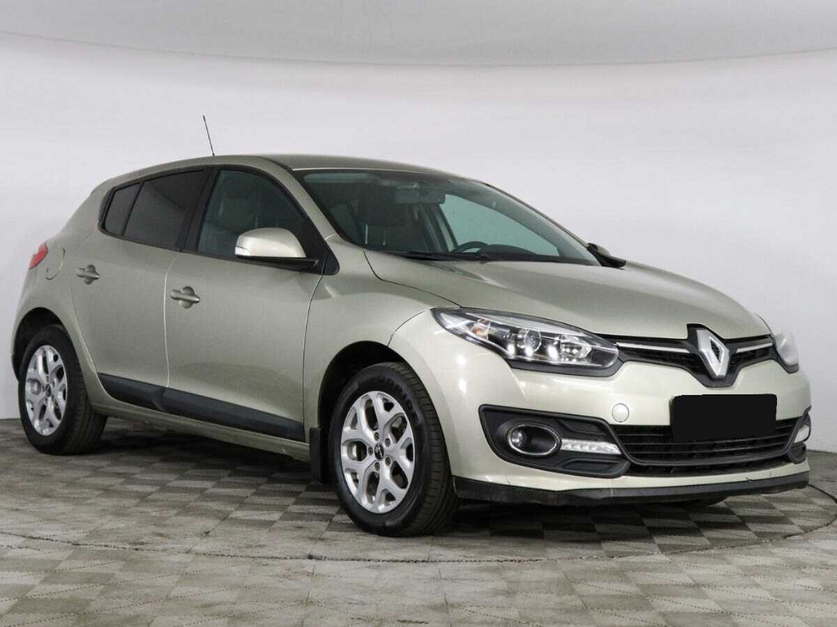 Renault Megane с пробегом — 2015 год. Фото: #1