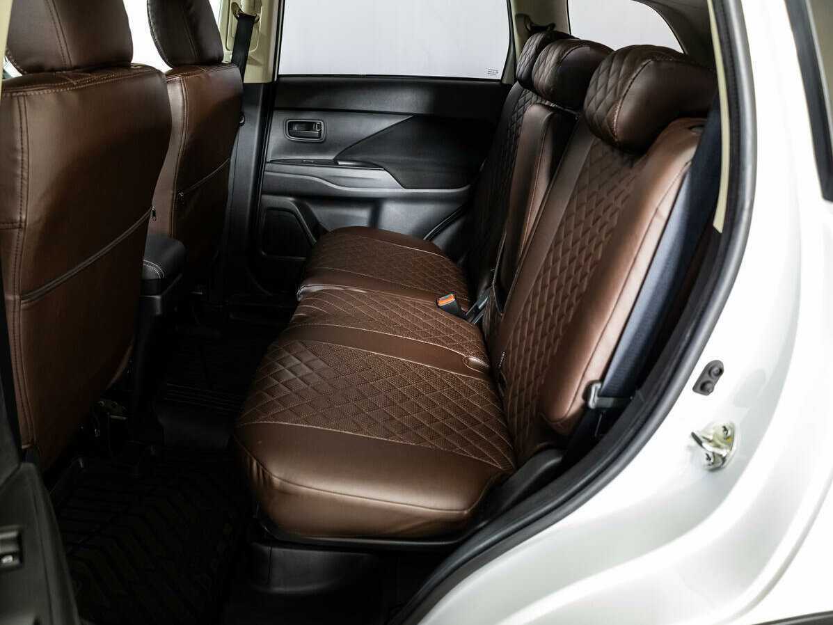 Mitsubishi Outlander с пробегом — 2020 год. Фото: #7