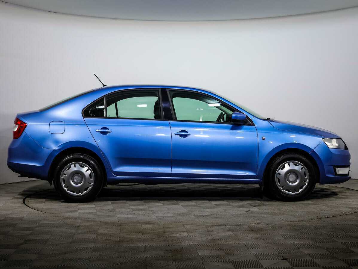 Skoda Rapid с пробегом — 2016 год. Фото: #2