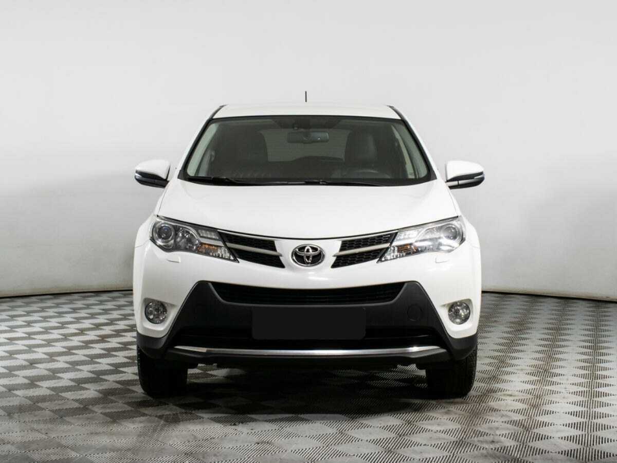 Toyota RAV4 с пробегом — 2013 год. Фото: #1