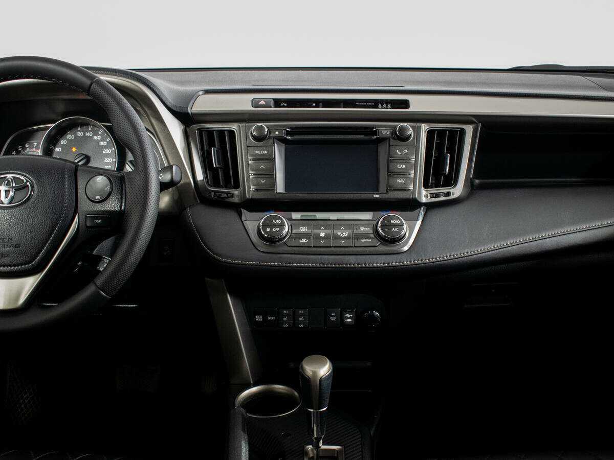 Toyota RAV4 с пробегом — 2013 год. Фото: #8