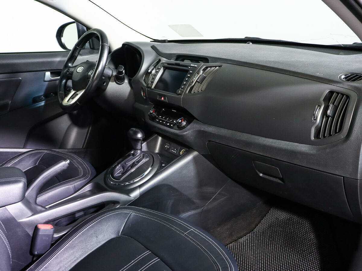 Kia Sportage с пробегом — 2012 год. Фото: #8