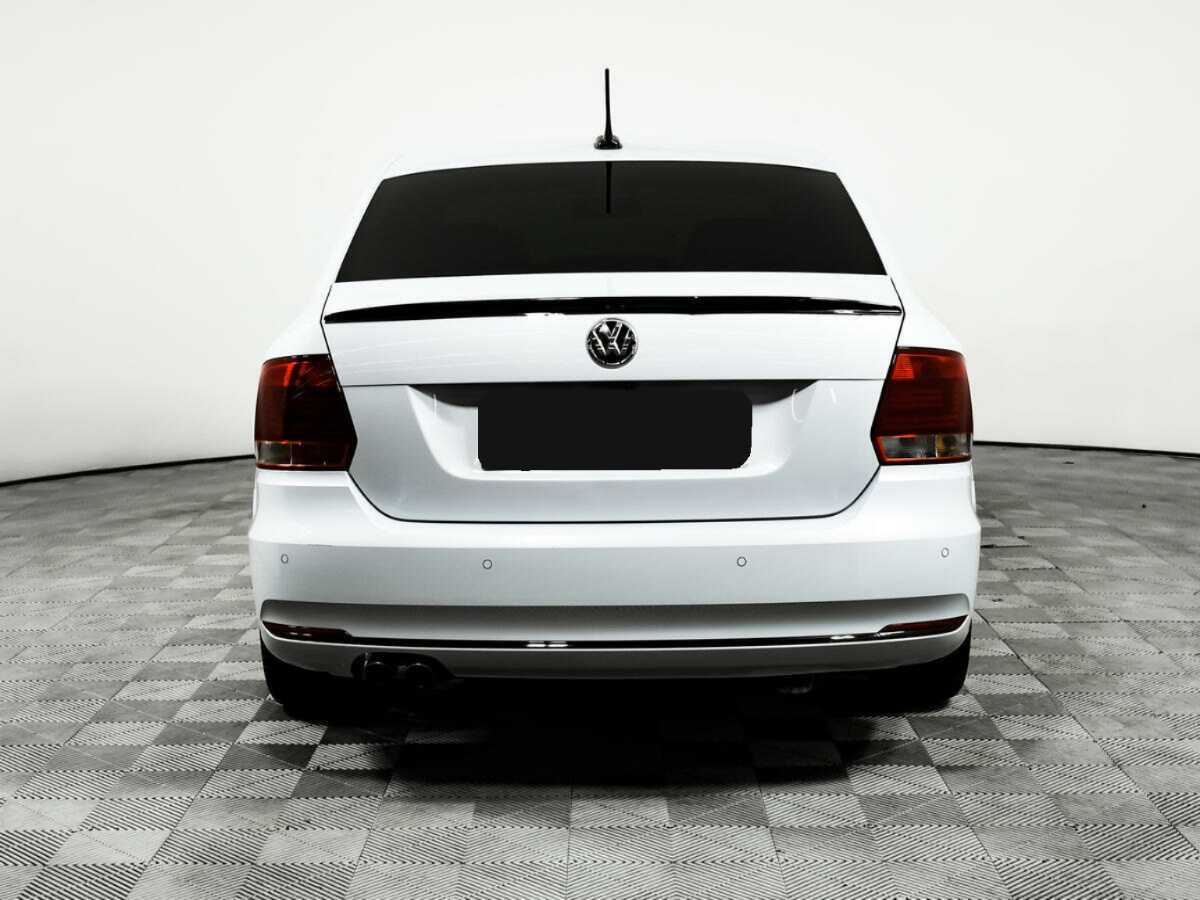 Volkswagen Polo с пробегом — 2018 год. Фото: #5