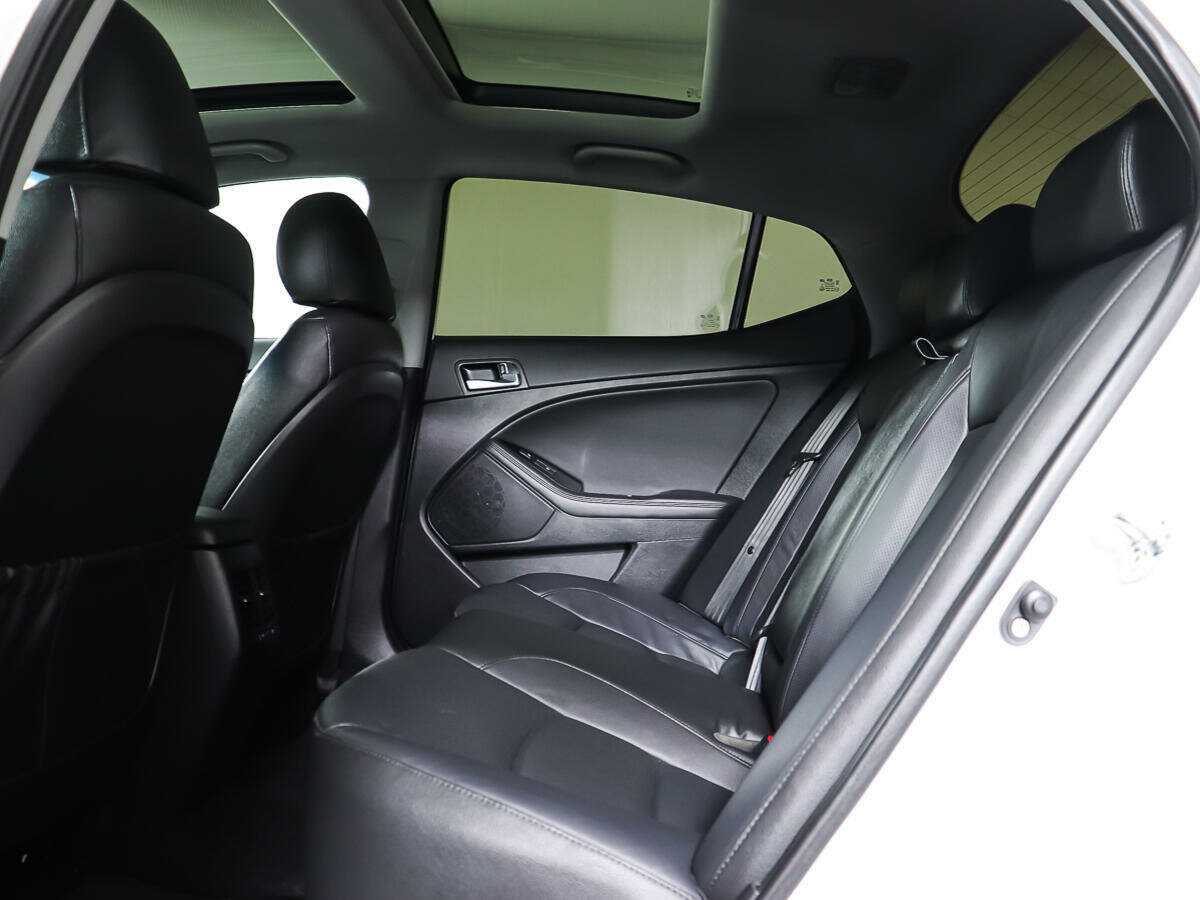 Kia Optima с пробегом — 2015 год. Фото: #7