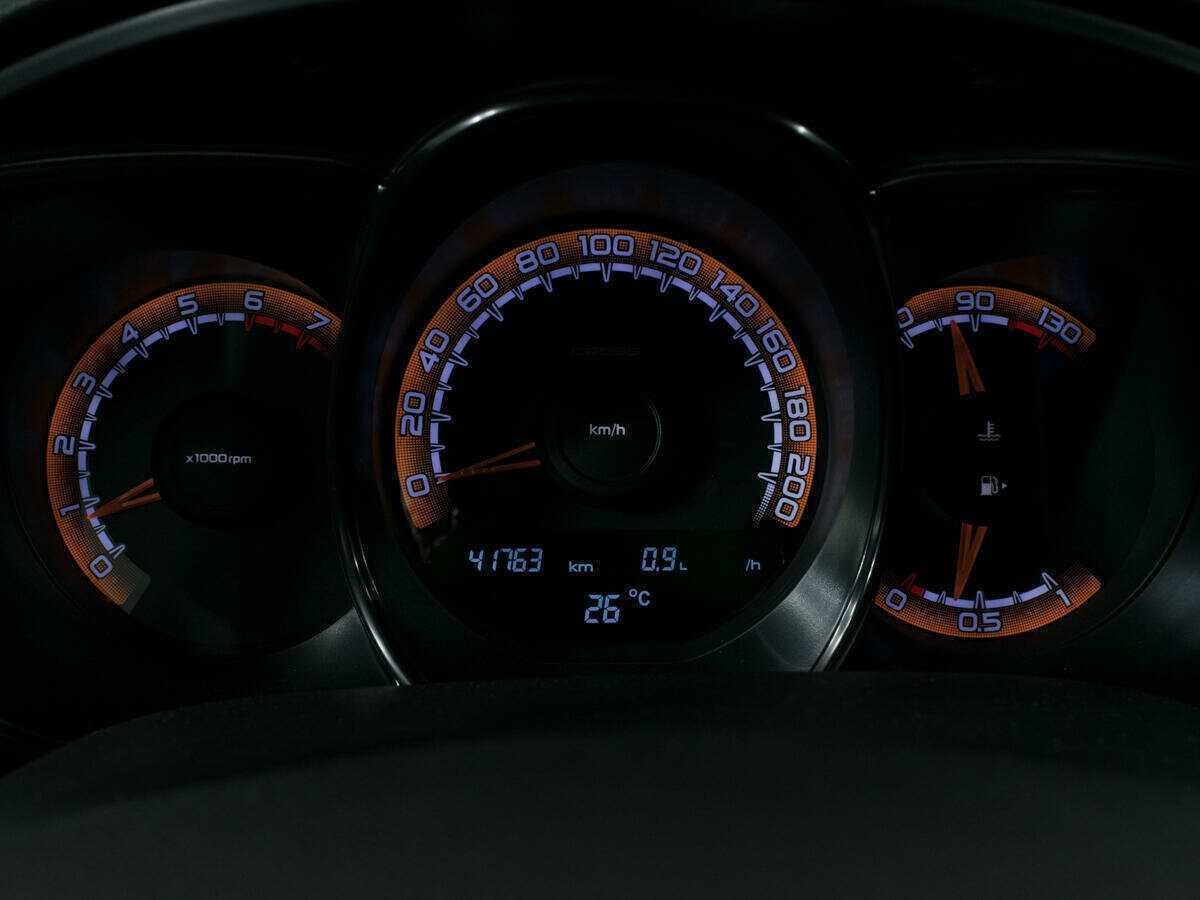 Lada (ВАЗ) Vesta с пробегом — 2020 год. Фото: #14