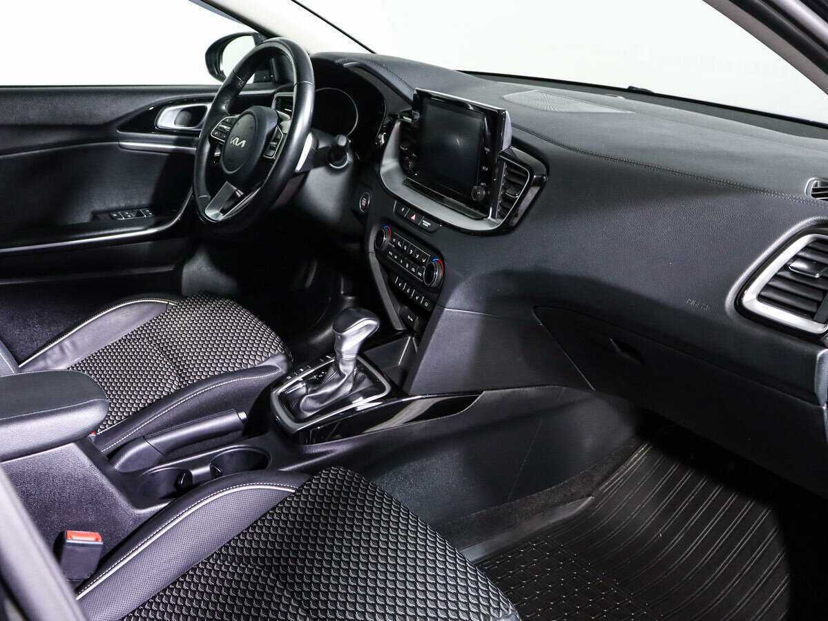 Kia Ceed с пробегом — 2021 год. Фото: #8