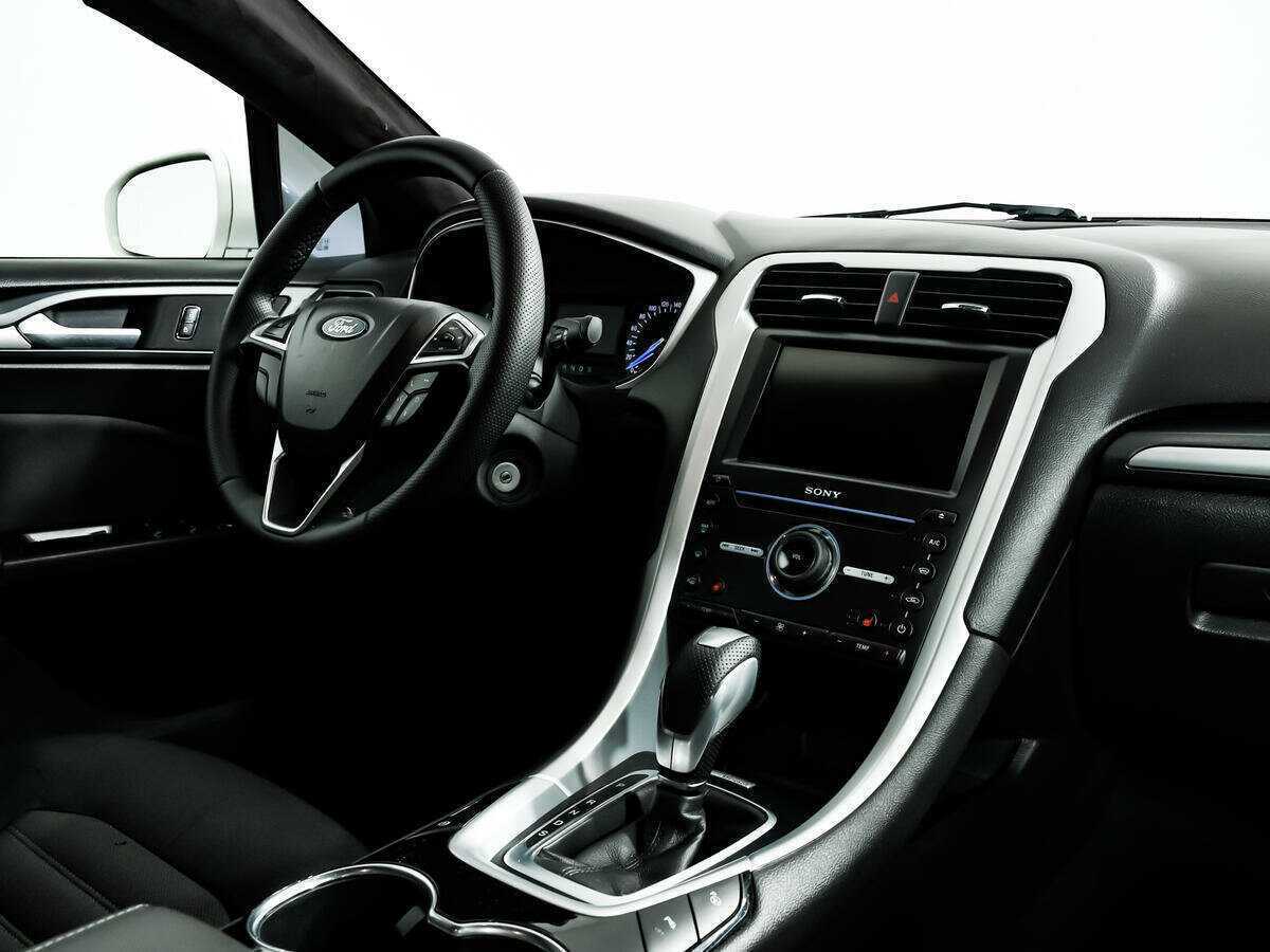 Ford Mondeo с пробегом — 2015 год. Фото: #8