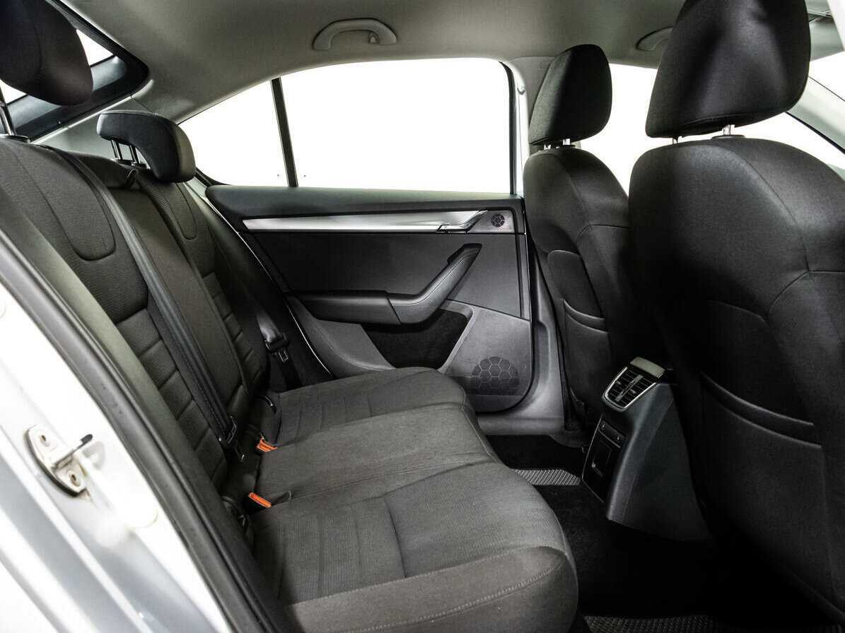 Skoda Octavia с пробегом — 2014 год. Фото: #6