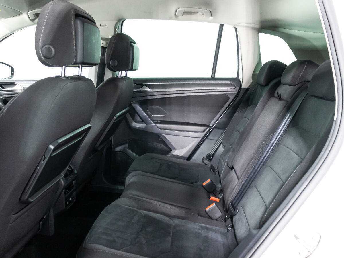 Volkswagen Tiguan с пробегом — 2018 год. Фото: #9