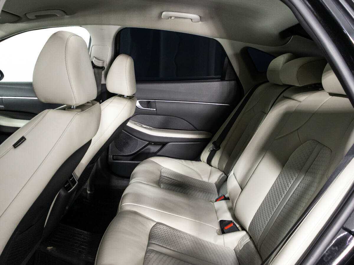 Hyundai Sonata с пробегом — 2020 год. Фото: #9