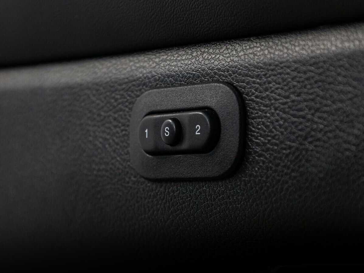 Jeep Grand Cherokee с пробегом — 2013 год. Фото: #16