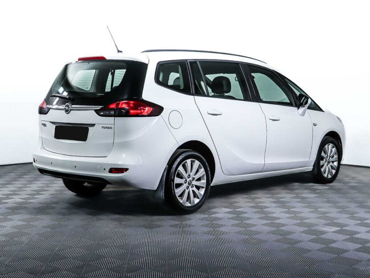 Opel Zafira с пробегом — 2014 год. Фото: #3