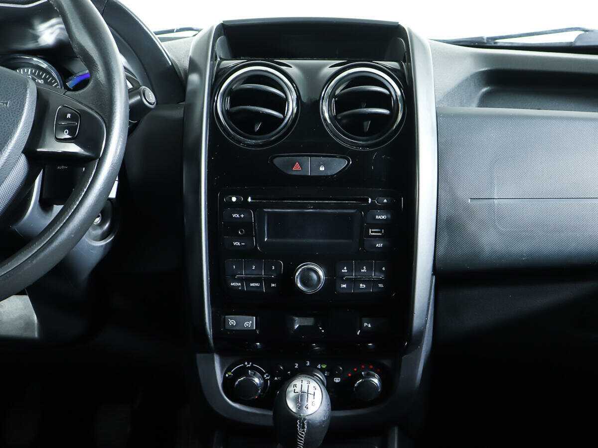 Renault Duster с пробегом — 2016 год. Фото: #10