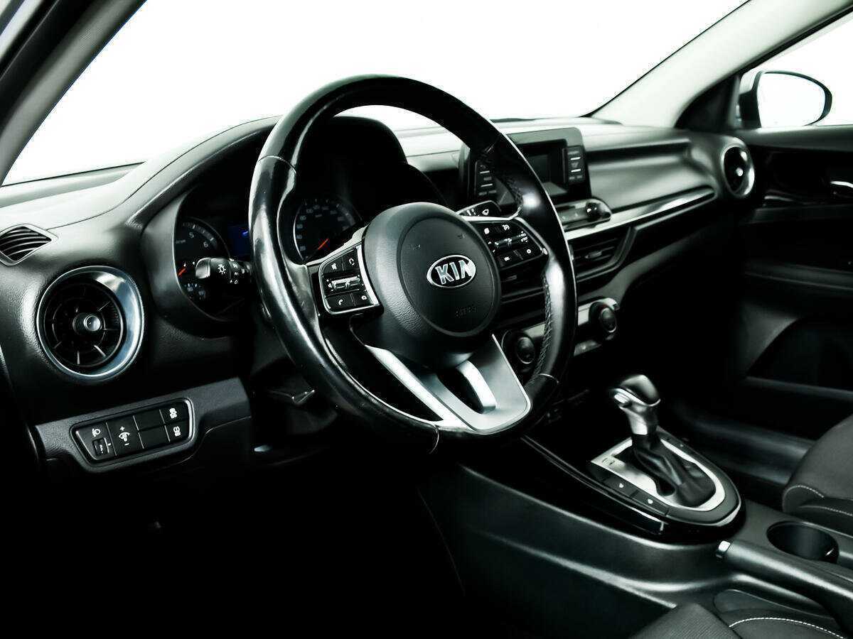 Kia Cerato с пробегом — 2018 год. Фото: #12