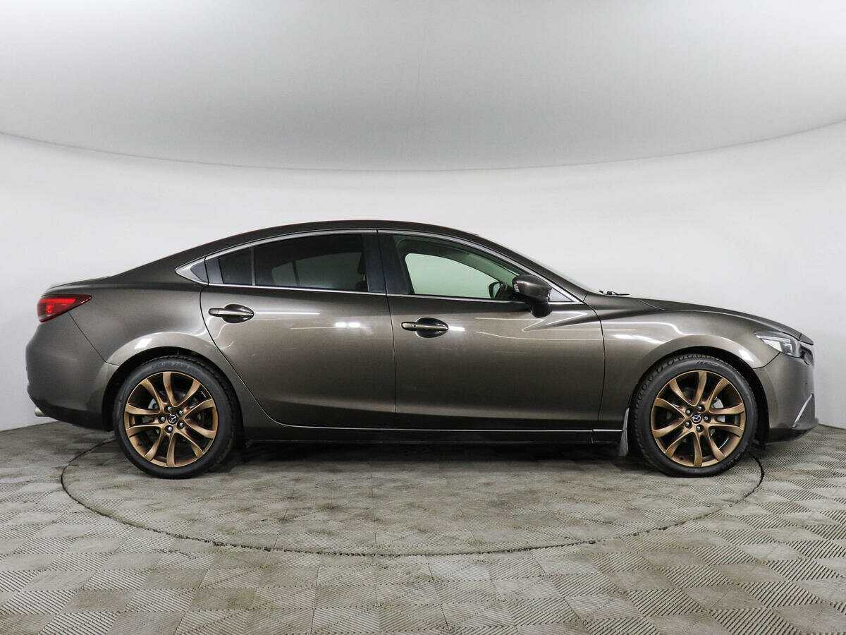 Mazda 6 с пробегом — 2015 год. Фото: #3