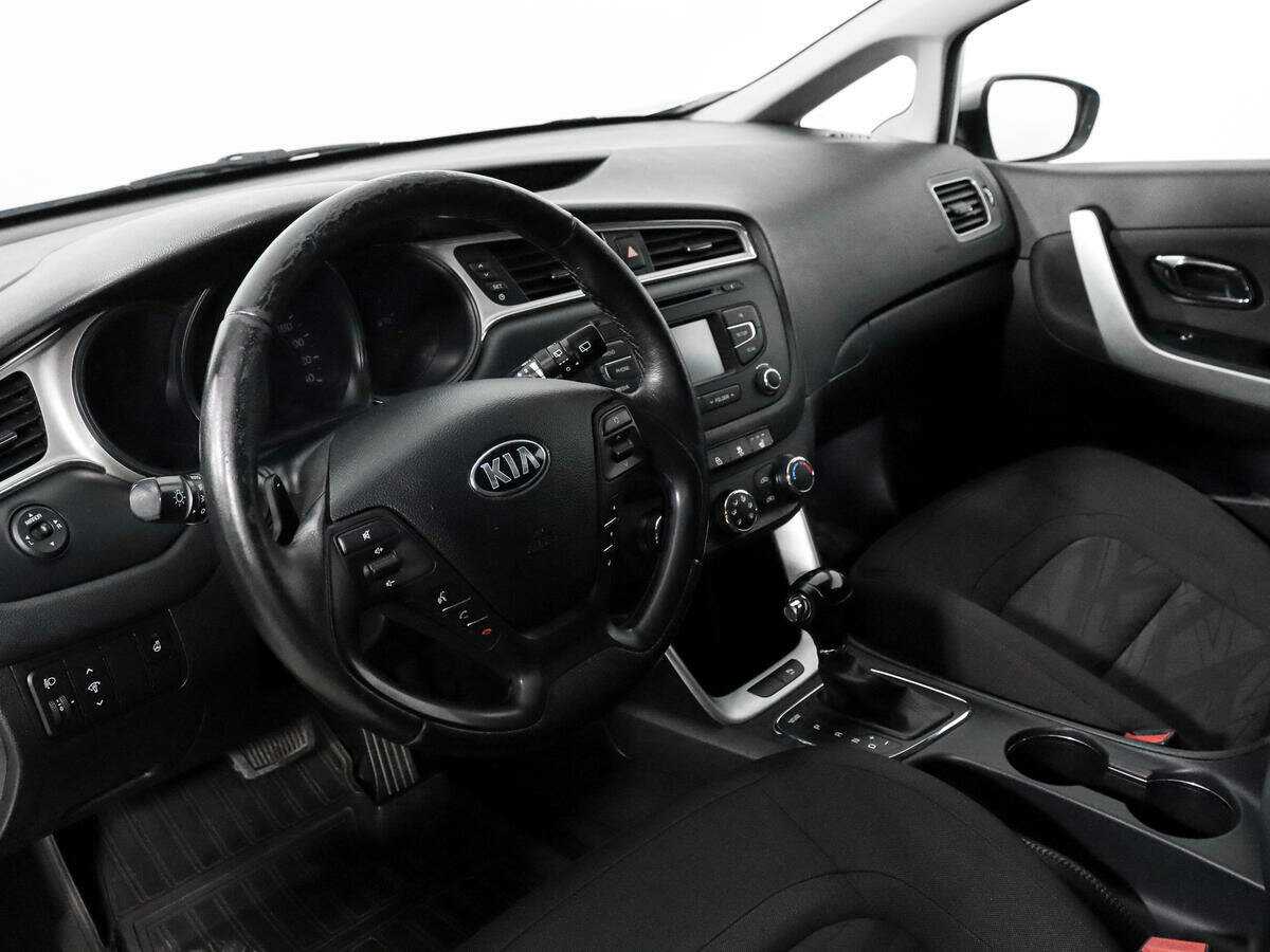 Kia Ceed с пробегом — 2016 год. Фото: #8