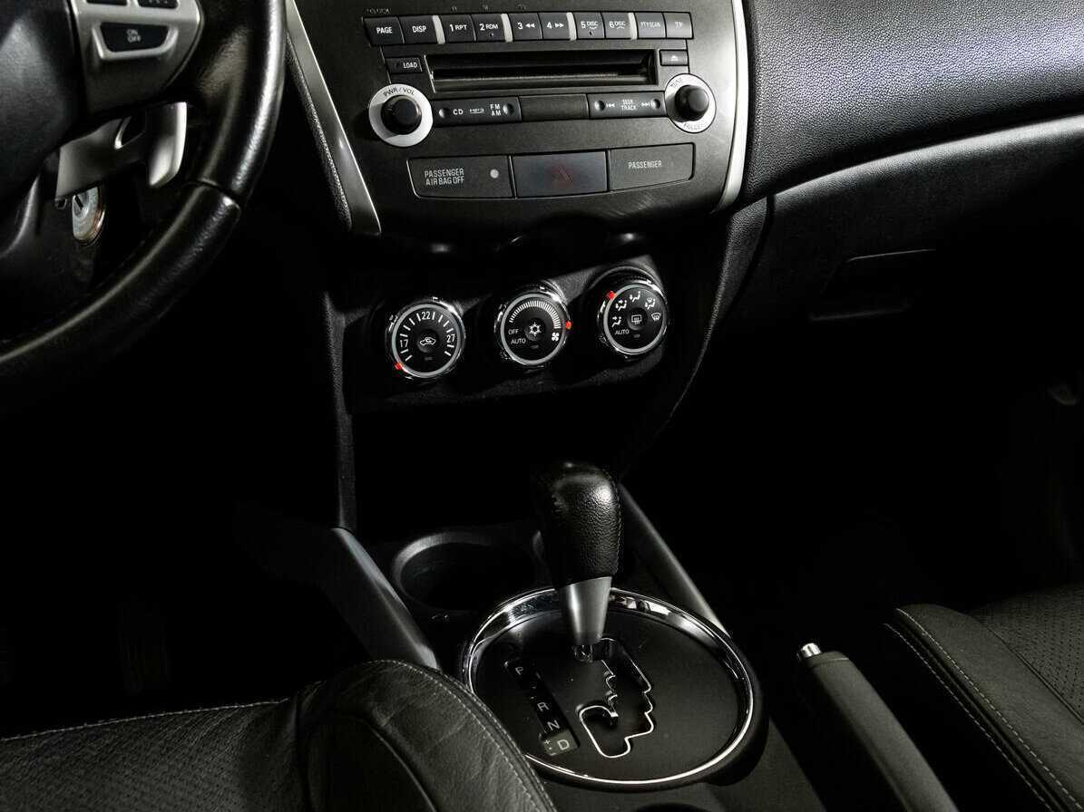 Mitsubishi ASX с пробегом — 2012 год. Фото: #12