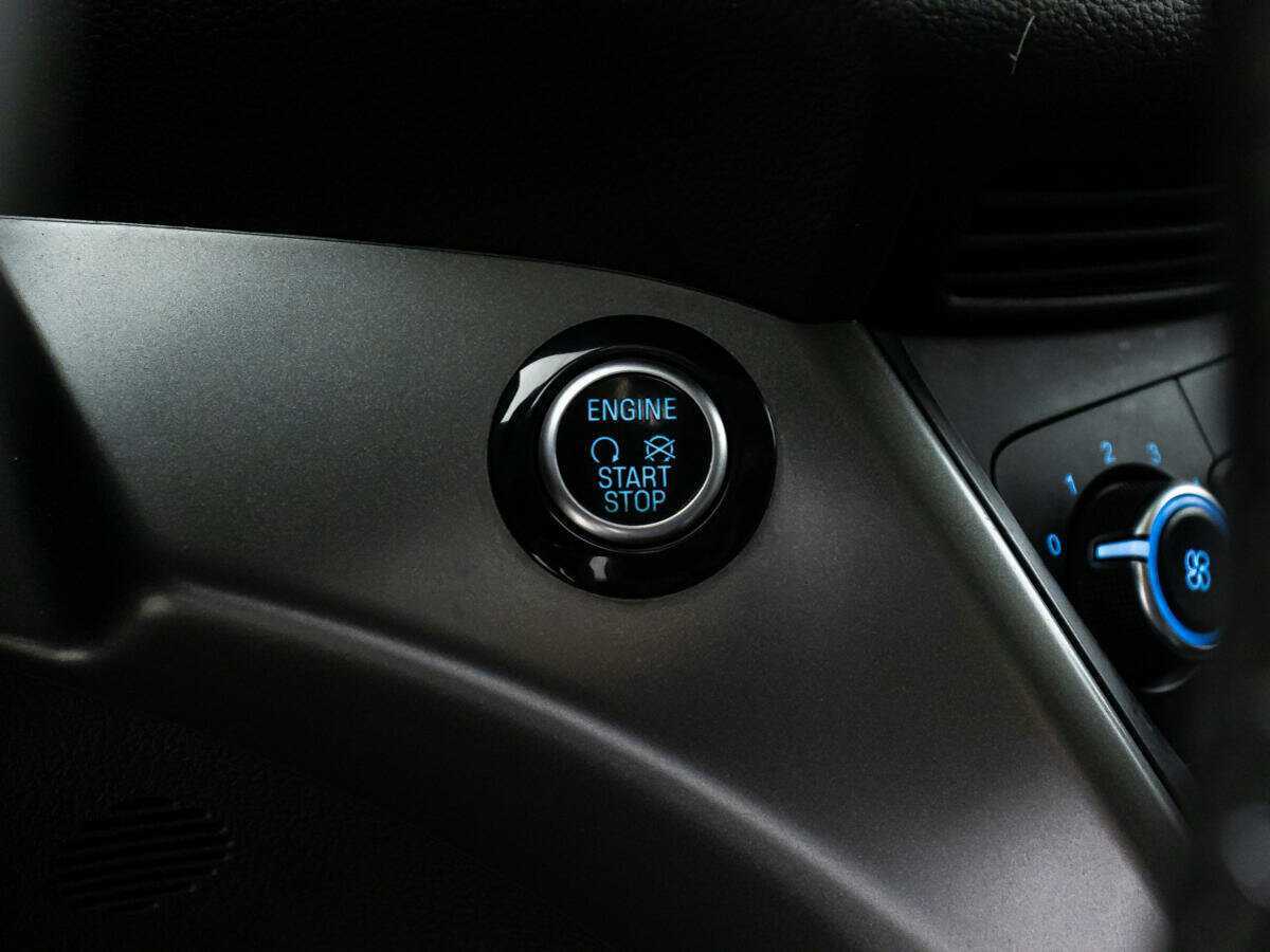 Ford Kuga с пробегом — 2017 год. Фото: #15