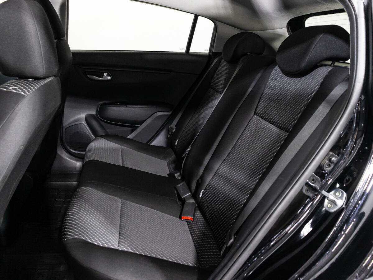 Kia Rio с пробегом — 2018 год. Фото: #9