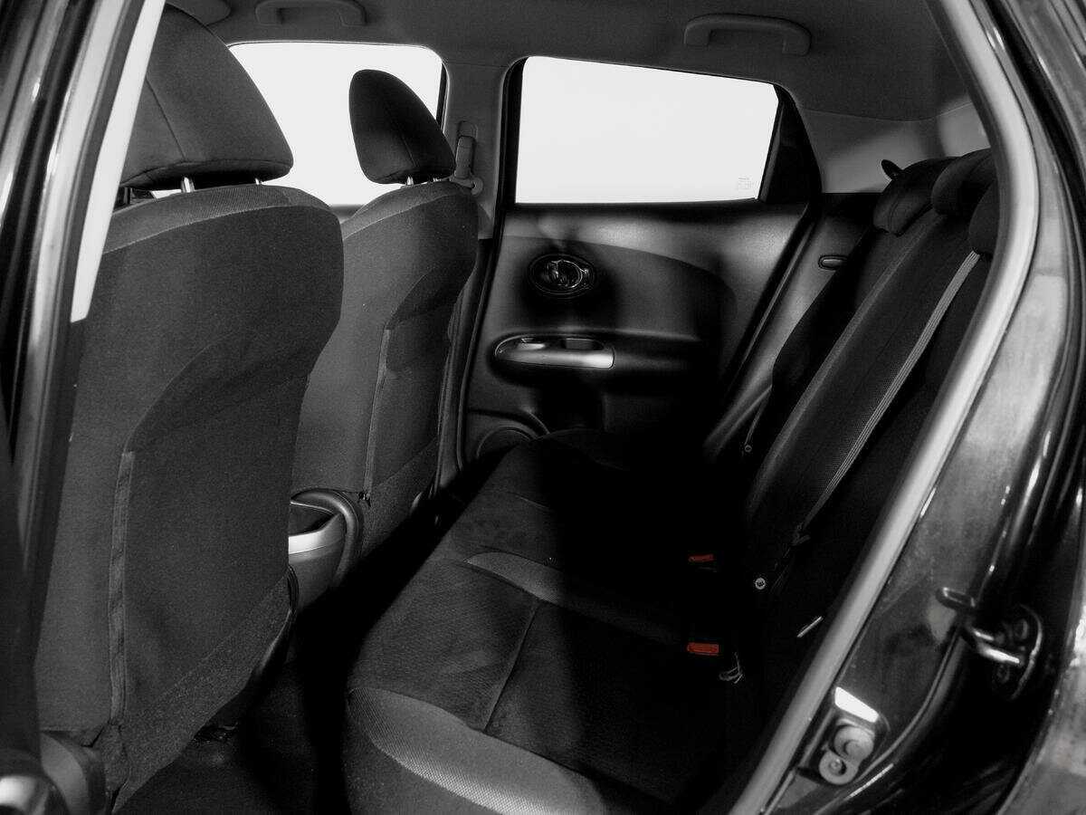 Nissan Juke с пробегом — 2013 год. Фото: #9