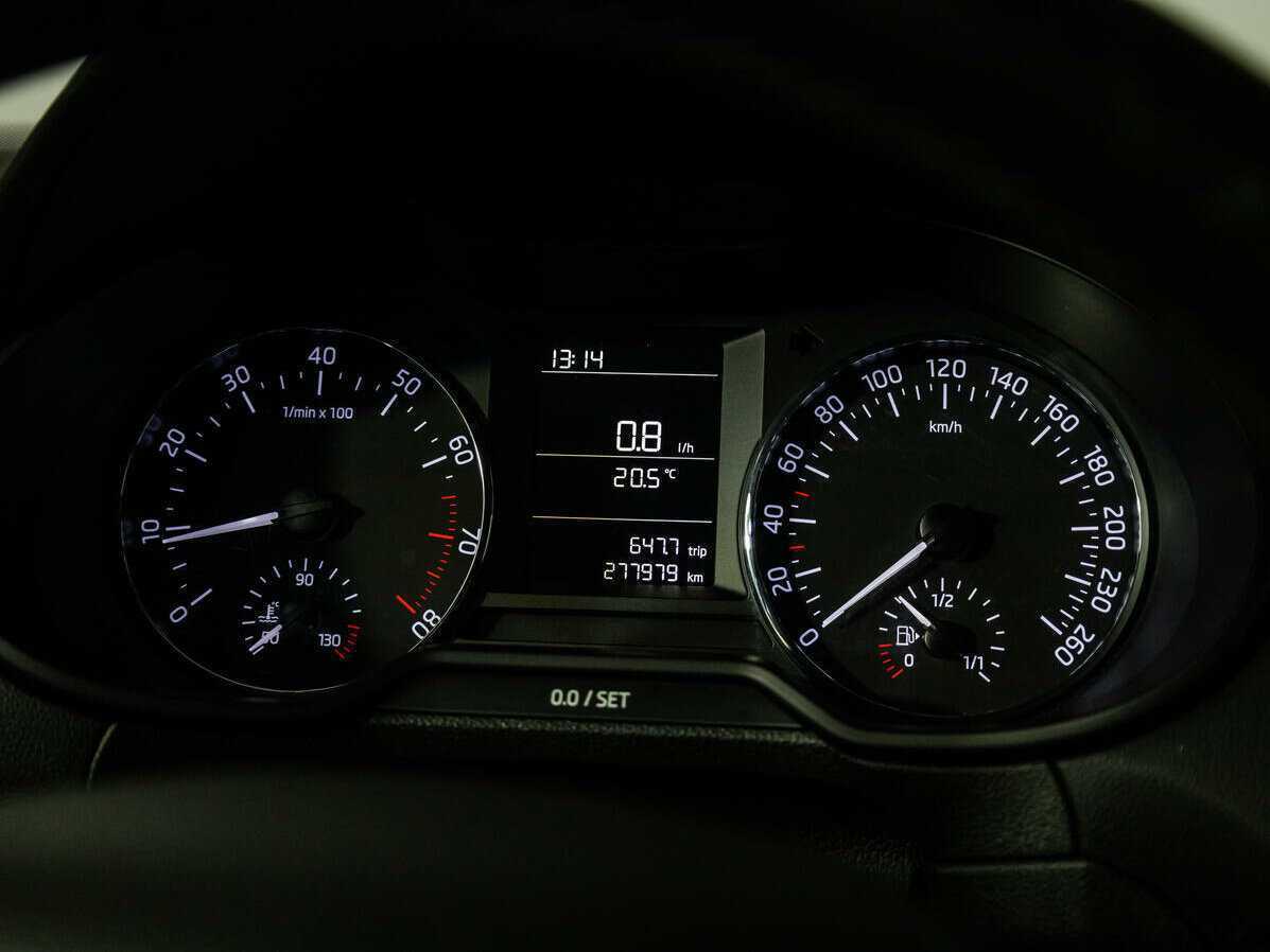 Skoda Octavia с пробегом — 2014 год. Фото: #10