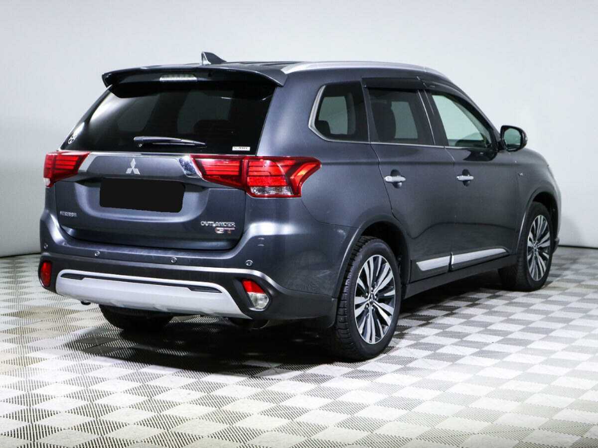 Mitsubishi Outlander с пробегом — 2020 год. Фото: #4