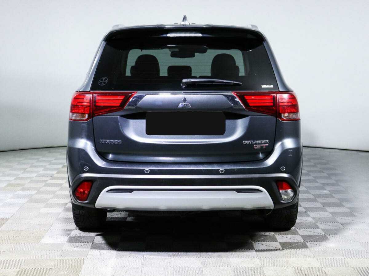 Mitsubishi Outlander с пробегом — 2020 год. Фото: #5