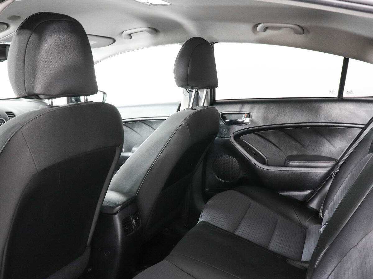 Kia Cerato с пробегом — 2018 год. Фото: #7