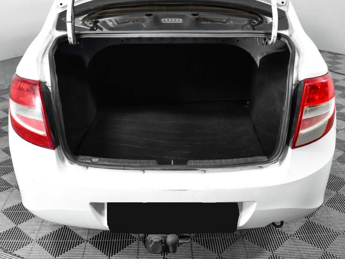 Lada (ВАЗ) Granta с пробегом — 2013 год. Фото: #12