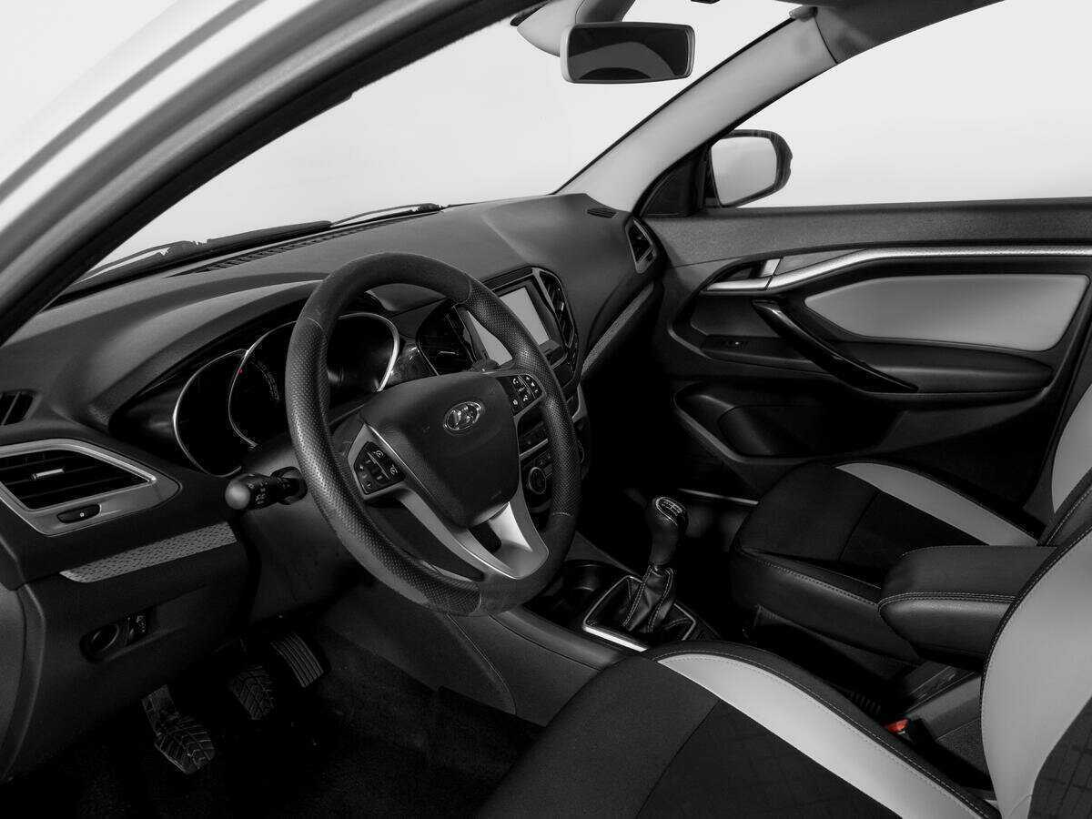 Lada (ВАЗ) Vesta с пробегом — 2019 год. Фото: #10