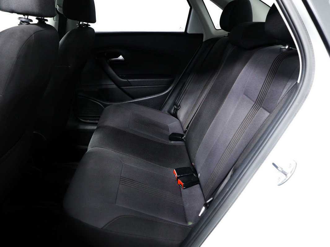 Volkswagen Polo с пробегом — 2016 год. Фото: #11