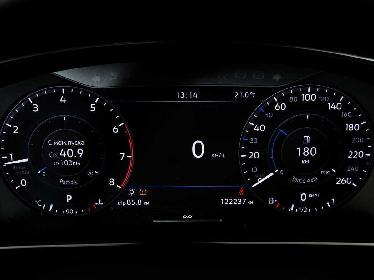 Volkswagen Tiguan с пробегом — 2017 год. Фото: #23