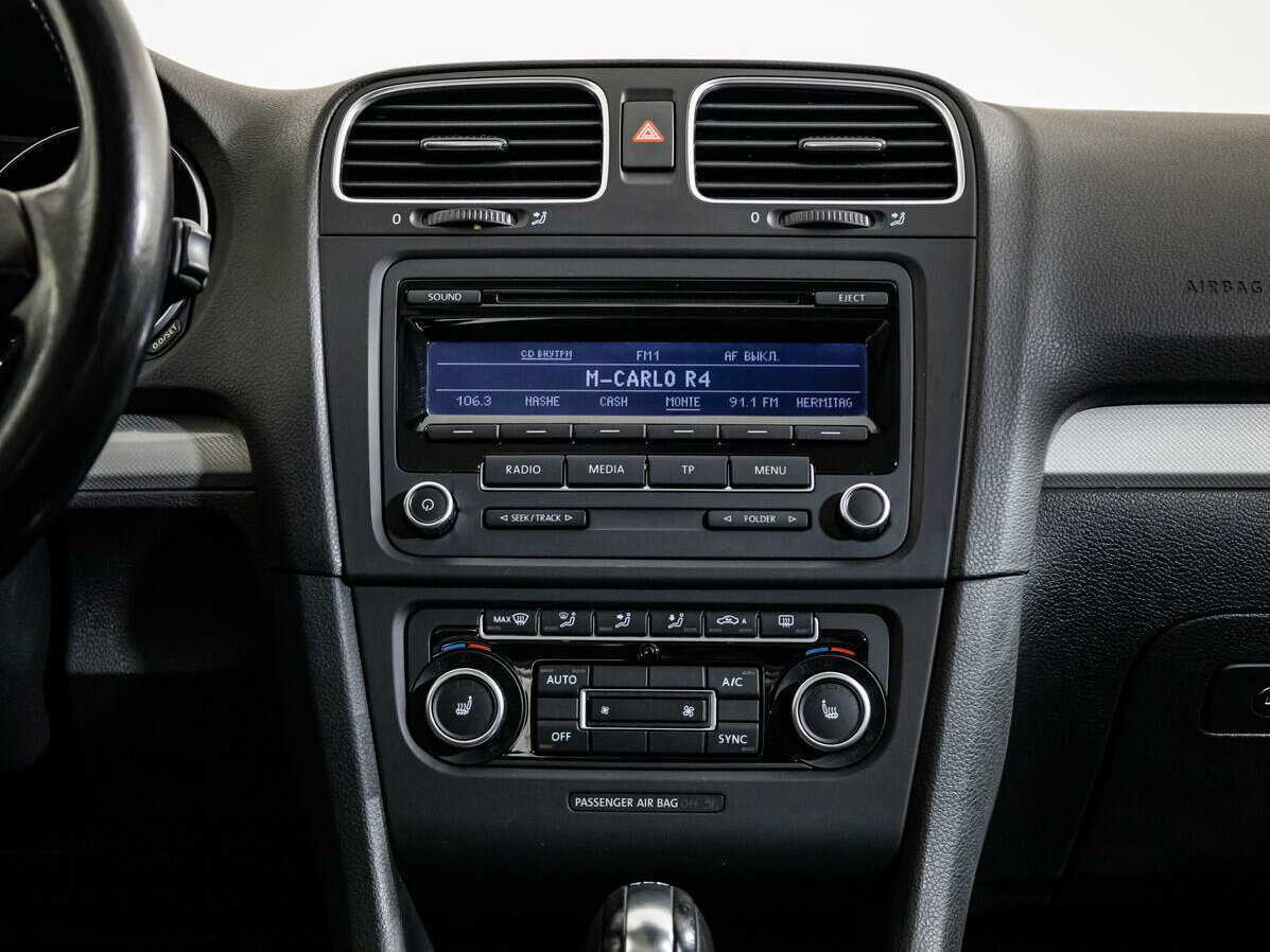 Volkswagen Golf с пробегом — 2012 год. Фото: #13