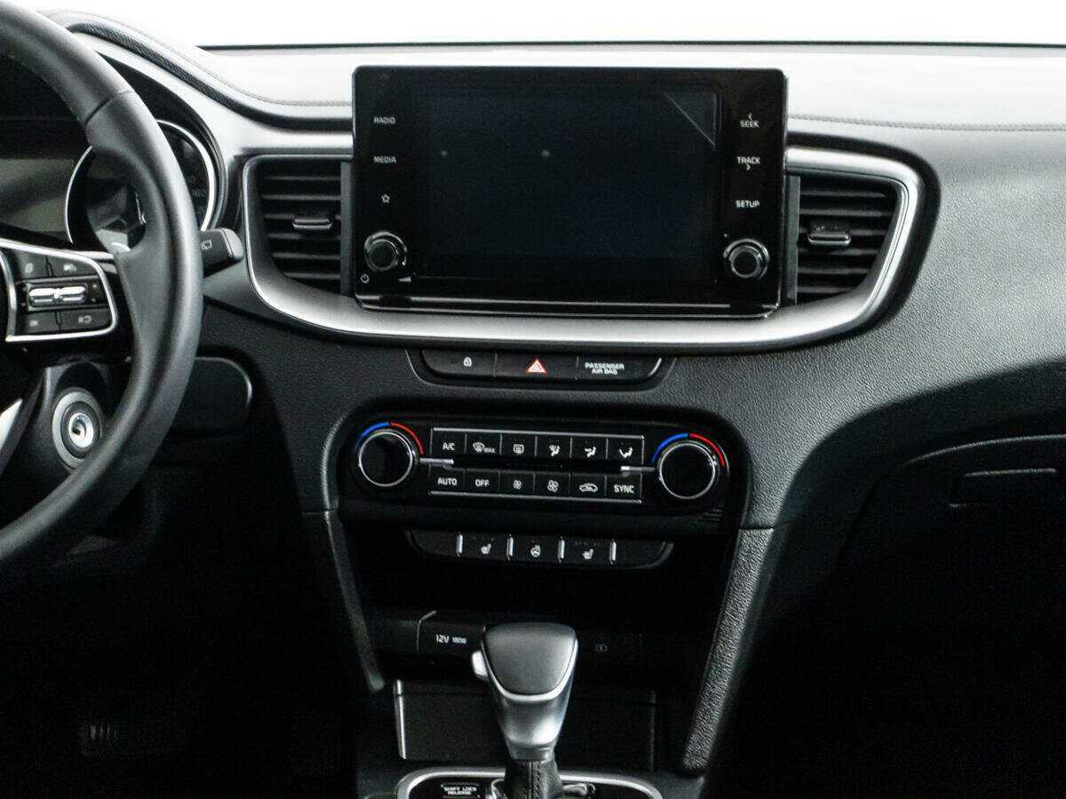 Kia Ceed с пробегом — 2022 год. Фото: #13