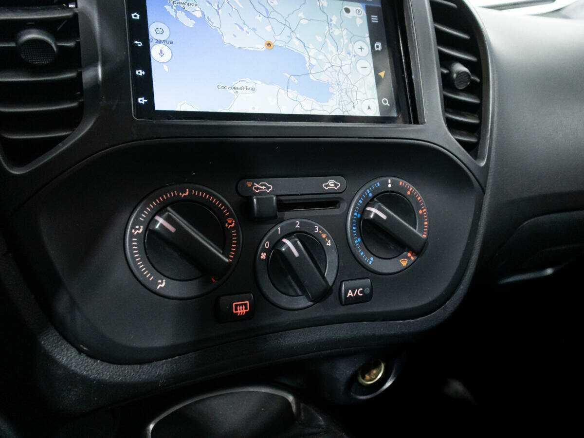 Nissan Juke с пробегом — 2013 год. Фото: #16