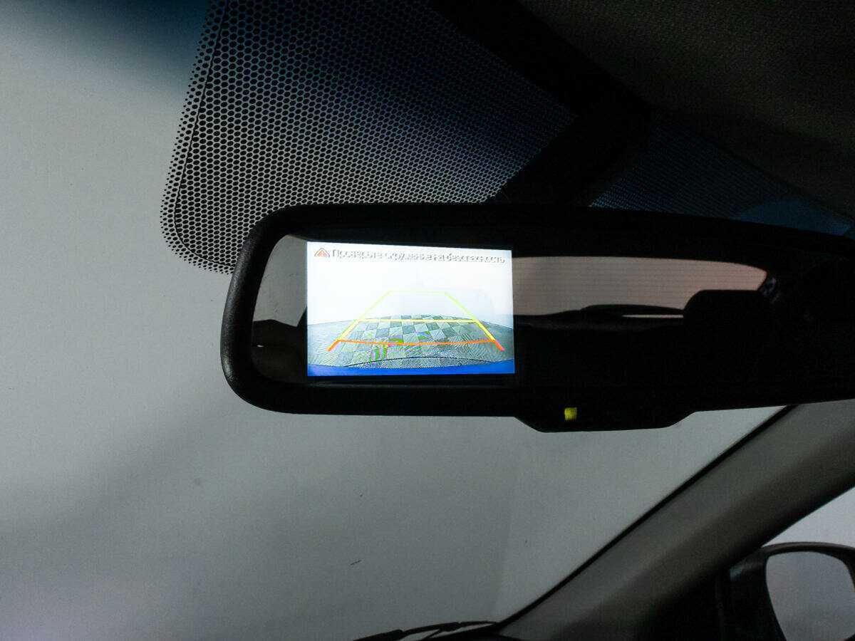 Hyundai Solaris с пробегом — 2013 год. Фото: #16