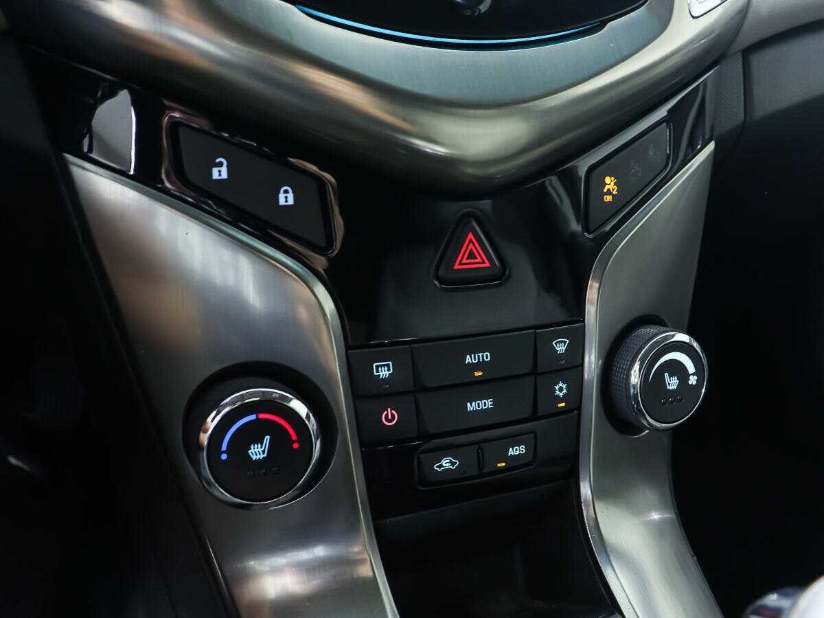 Chevrolet Cruze с пробегом — 2013 год. Фото: #14