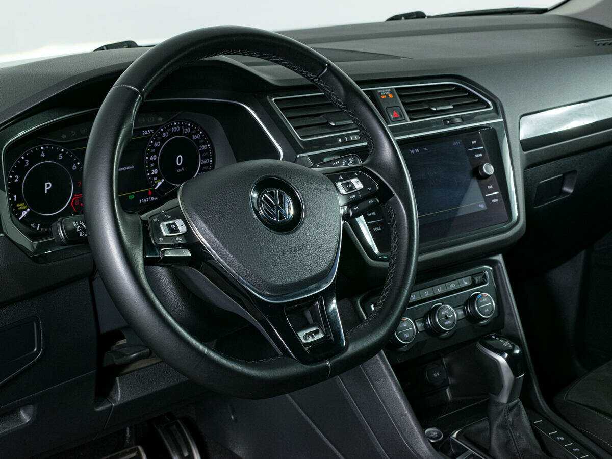Volkswagen Tiguan с пробегом — 2018 год. Фото: #12
