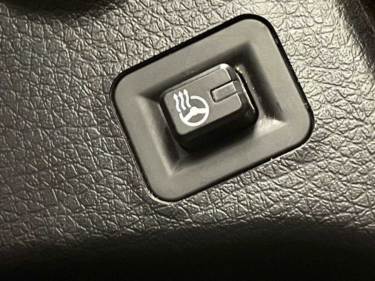 Hyundai Santa Fe с пробегом — 2015 год. Фото: #16