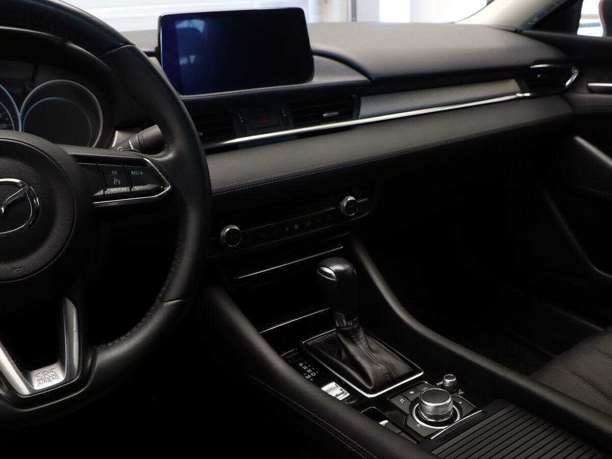 Mazda 6 с пробегом — 2018 год. Фото: #13