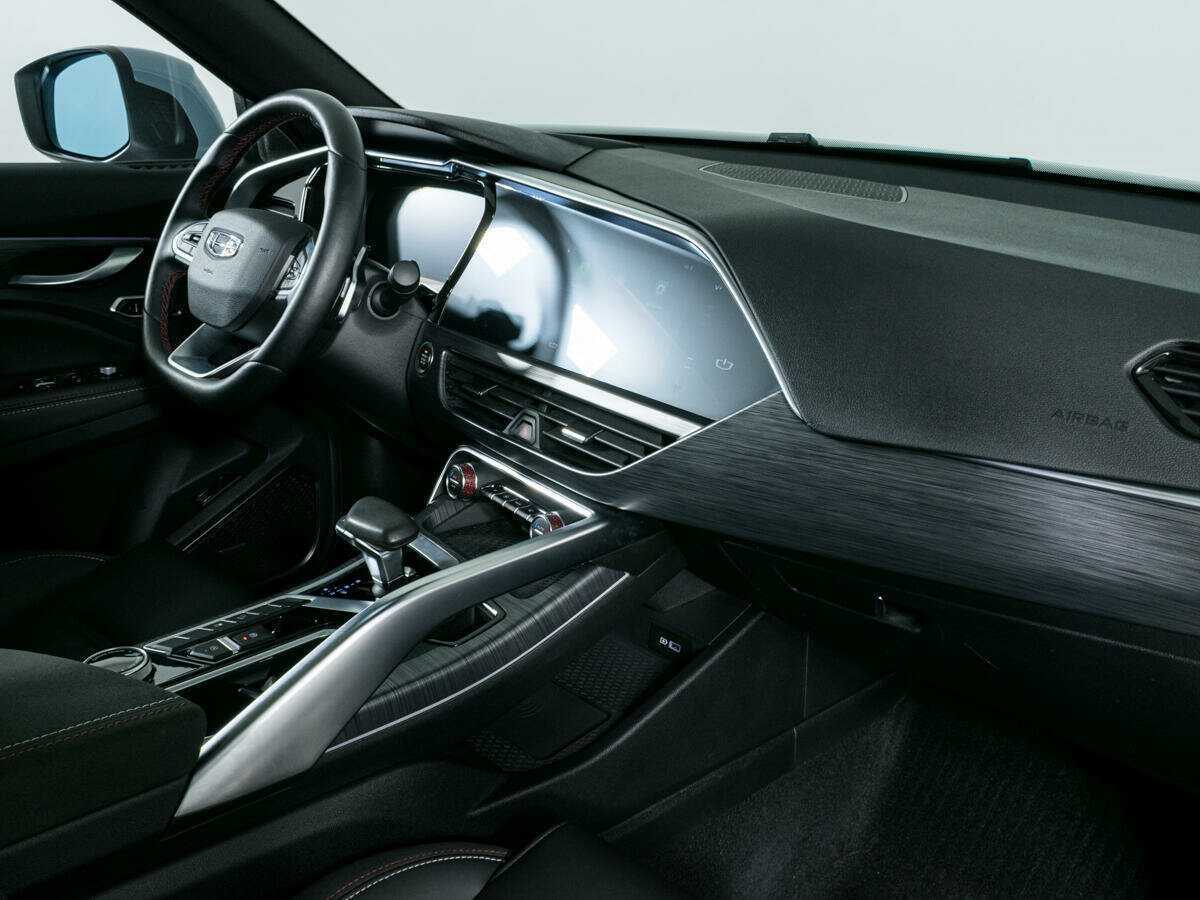 Geely Tugella с пробегом — 2022 год. Фото: #7