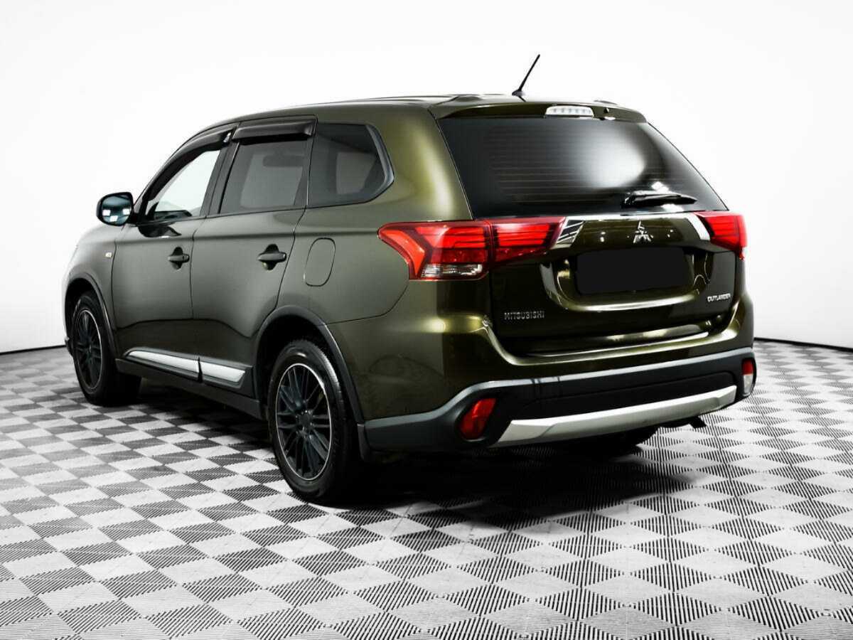 Mitsubishi Outlander с пробегом — 2016 год. Фото: #5