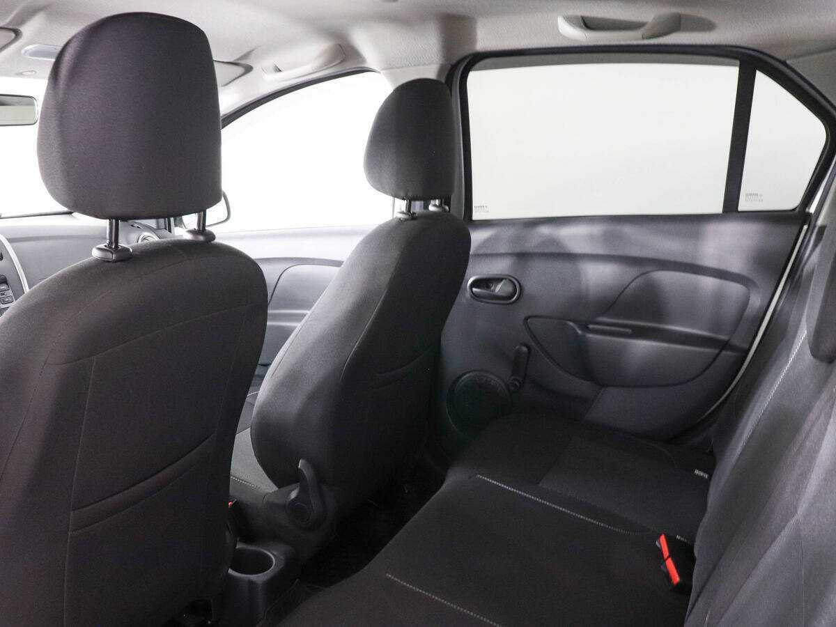 Renault Logan с пробегом — 2019 год. Фото: #11