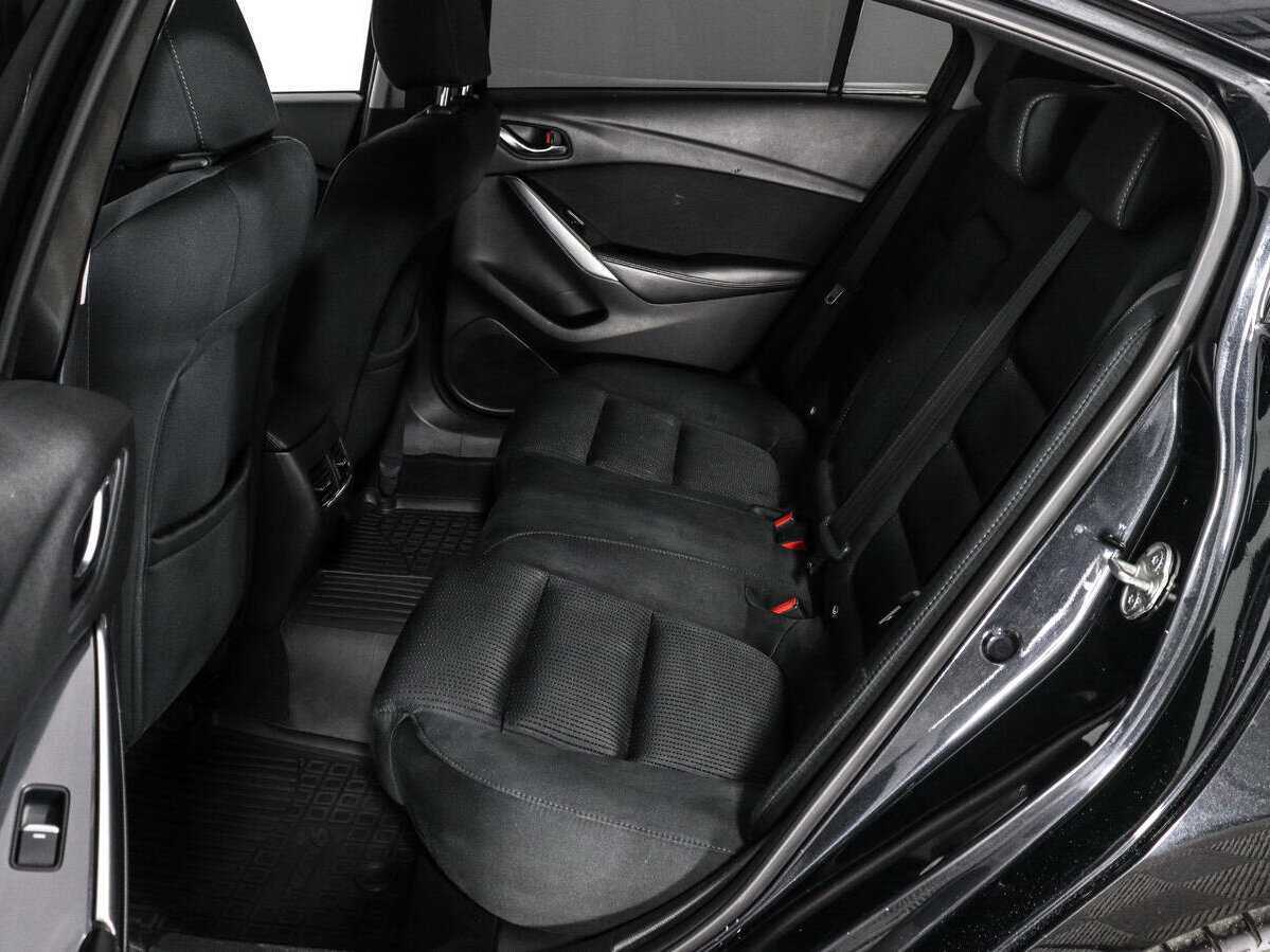 Mazda 6 с пробегом — 2016 год. Фото: #12