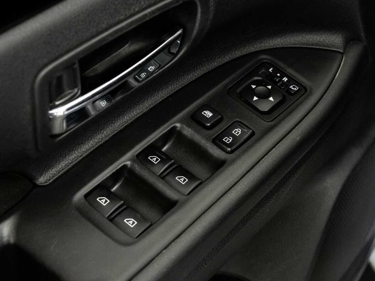 Mitsubishi Outlander с пробегом — 2019 год. Фото: #16