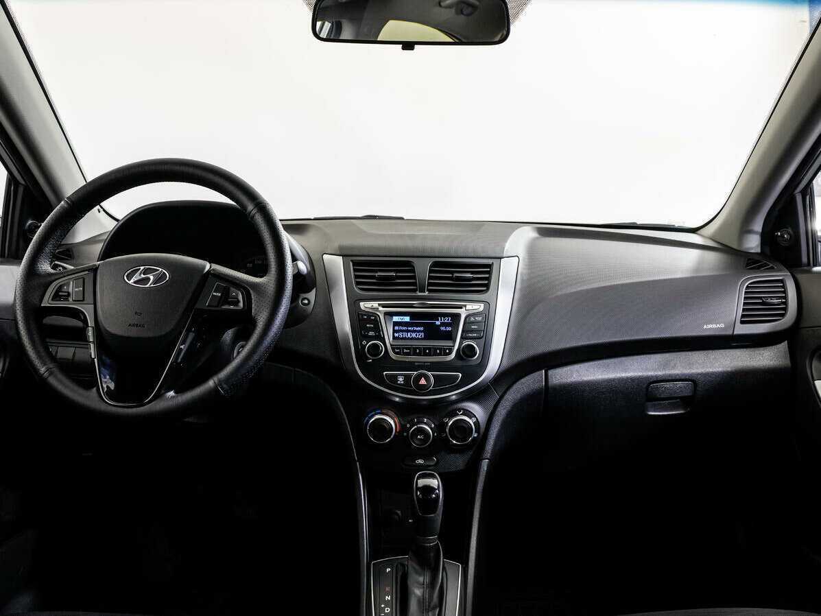 Hyundai Solaris с пробегом — 2016 год. Фото: #9