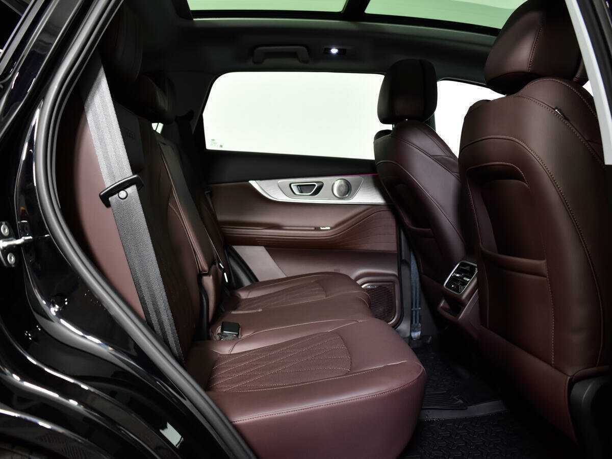 Chery Tiggo 8 Pro Max с пробегом — 2023 год. Фото: #9