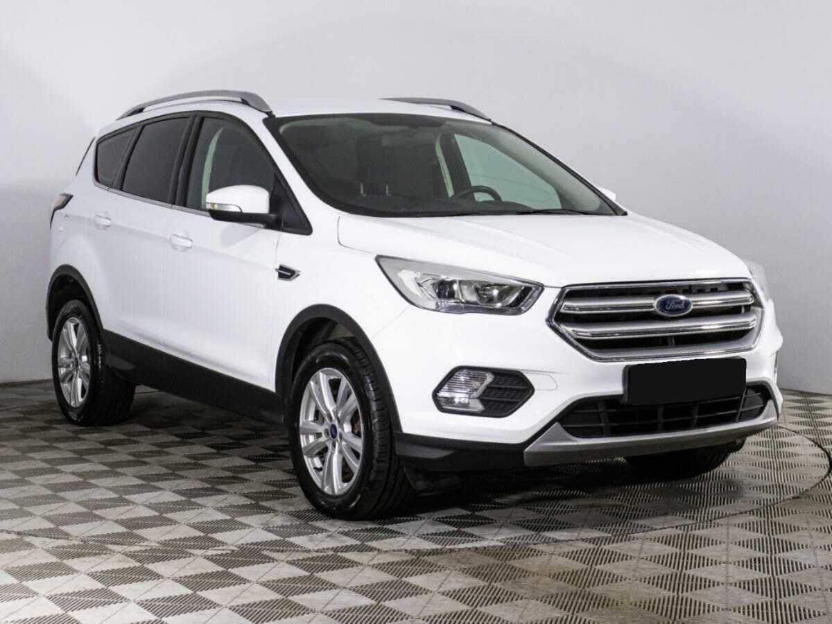 Ford Kuga с пробегом — 2017 год. Фото: #2