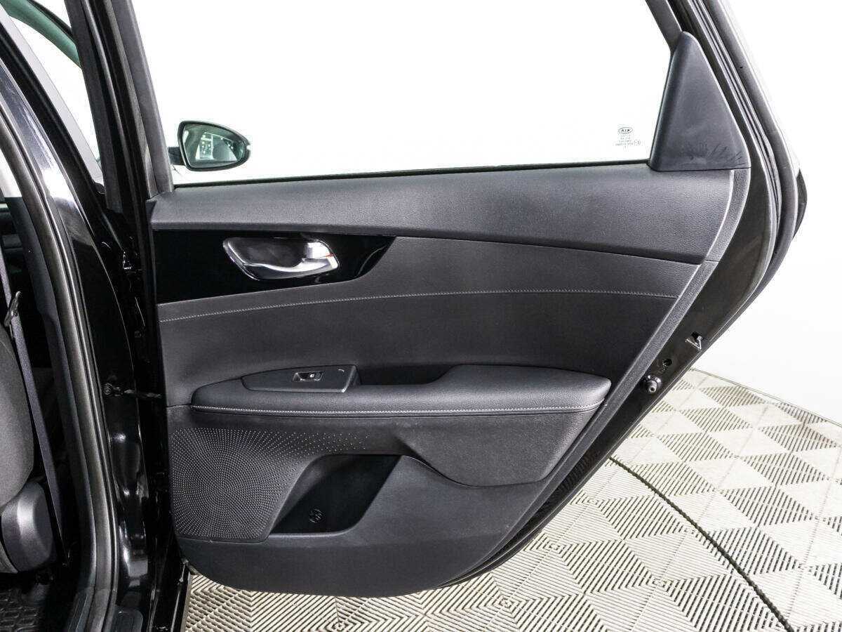 Kia Cerato с пробегом — 2021 год. Фото: #23