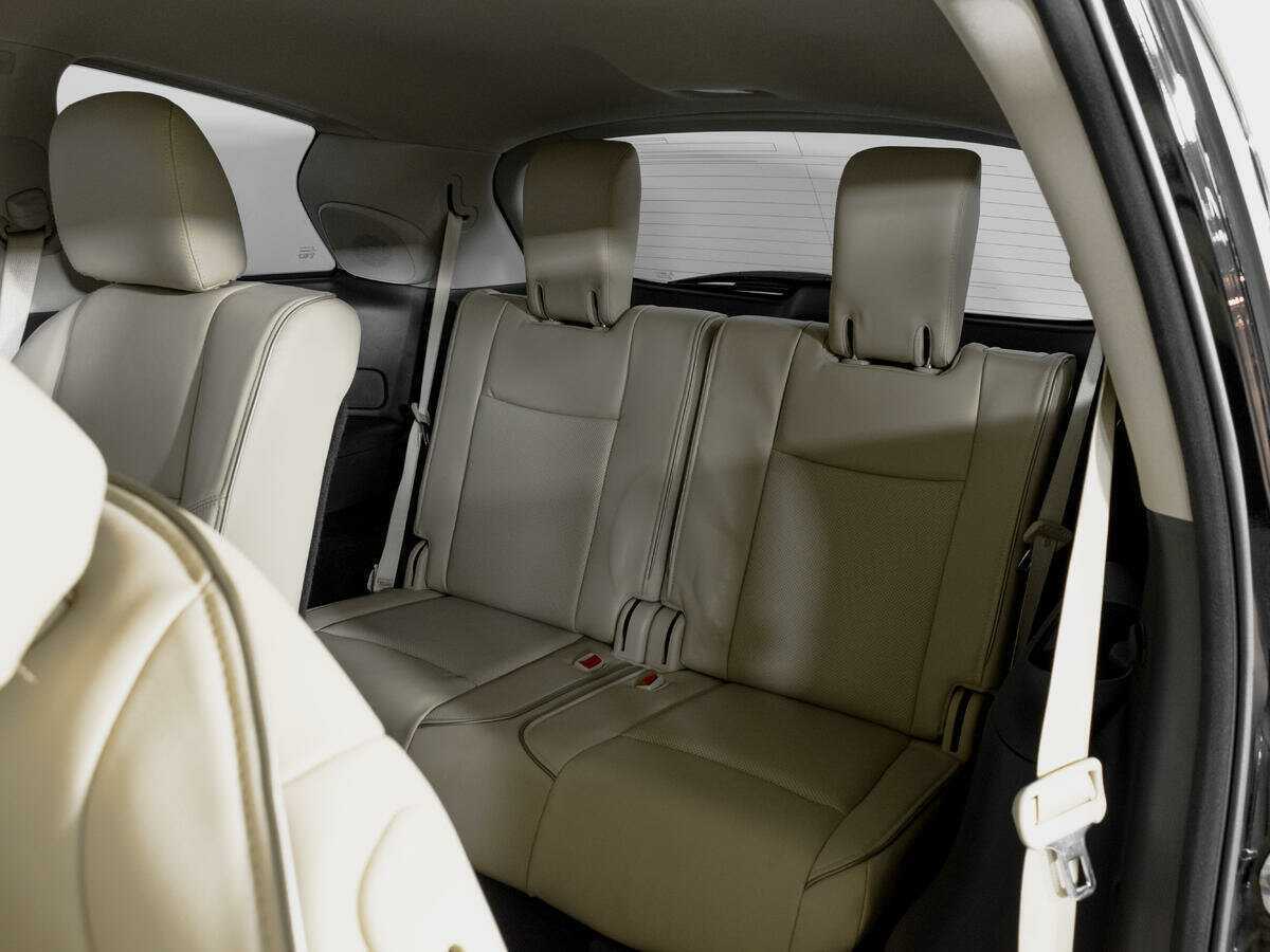 Infiniti QX60 с пробегом — 2016 год. Фото: #10